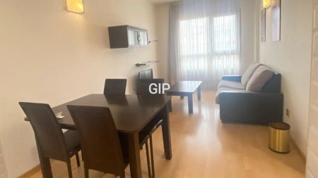 Apartamento de alquiler en Rejas - Photo 2