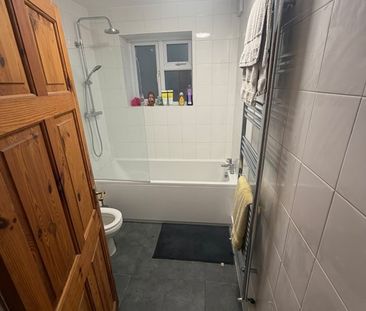 2 Bed Flat, Ash Court, SE12 - Photo 6