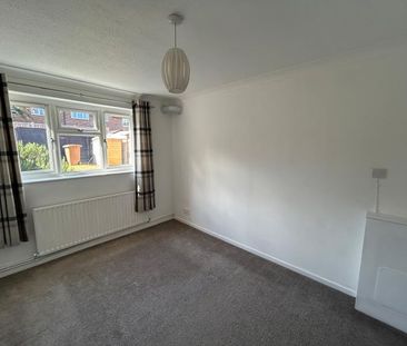 Harms Grove, Guildford - 1 bedroomProperty for lettings - Seymours - Photo 5