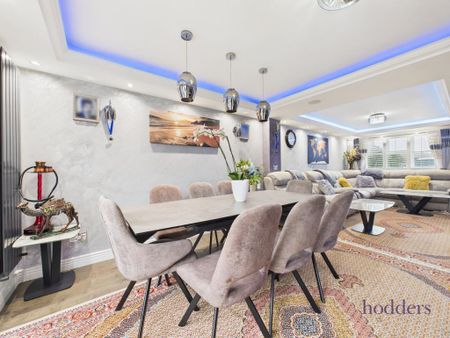 4 bedroom detached house to rent - Photo 5