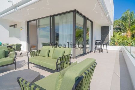 Alquiler de piso en Conjunto Residencial Cataleya Phase II - Photo 3