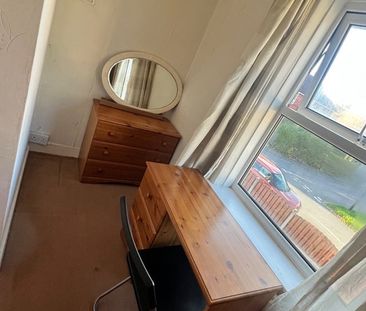 2 Bed Semi-Detached House, Deerlands Close, S5 - Photo 6