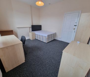 4 Bed Student Accommodation - Photo 6