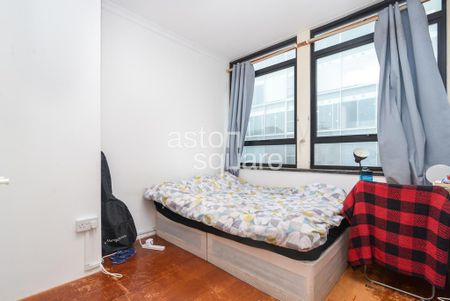 1 bedroom in a flat share to rent - Photo 2