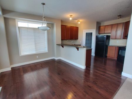 222 Royal Oak Circle Northwest, Calgary - Photo 3