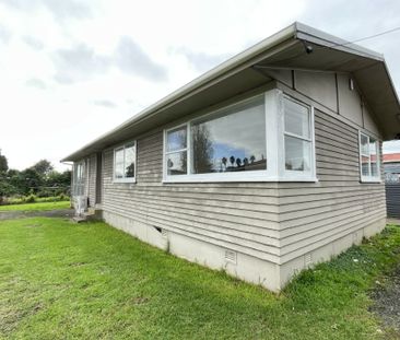 3 BEDROOM - BRAND BATHROOM - LARGE SHED - Photo 5