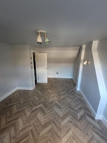 Bury Street, London N9 - Photo 5