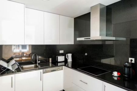 Rua de Vale Formoso, Porto, Braga 4200-507 - Photo 2