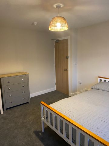 4 Bed High Quality HMO Room 2 - Photo 2