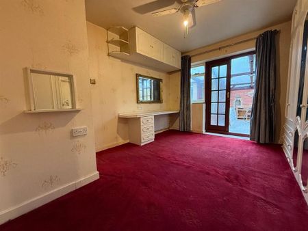 2 bedroom bungalow to rent - Photo 2