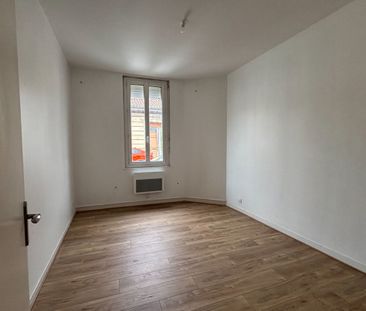 STUDIO REFAIT A NEUF - QUATIER NANSOUTY - Photo 4
