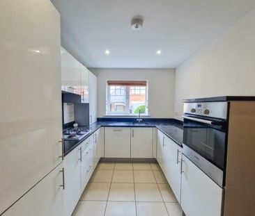 2 bedroom House in Heather Hill Close, Reading - Photo 4