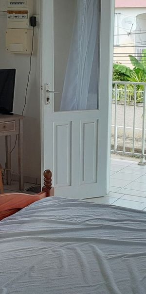 Appartement Ste Anne 1 pièce(s) 21 m2 - Photo 1