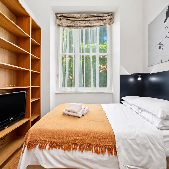 Flat 06 Cartwright Gardens, Bloomsbury WC1H 9EH - Photo 1