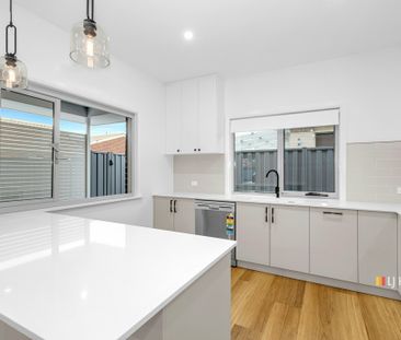 Unit 2/18 Jermyn Street, ULVERSTONE - Photo 3