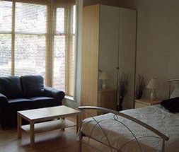 Studio to rent - Photo 3