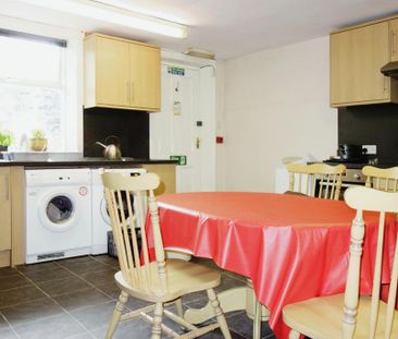 1 bedroom in a house share to rent - Photo 5