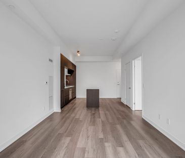 For Lease - 2 David Eyer Road Unit# 1428, Richmond Hill, Ontario - Photo 1