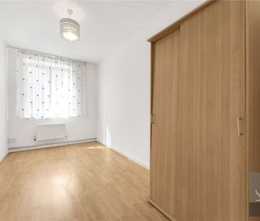 Warwick Grove, London, E5 9JE - Photo 4