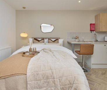 Studio to rent - Photo 2