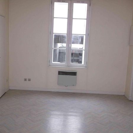 Location Appartement 1 pièce 23m² ANGERS 49000 - Photo 4