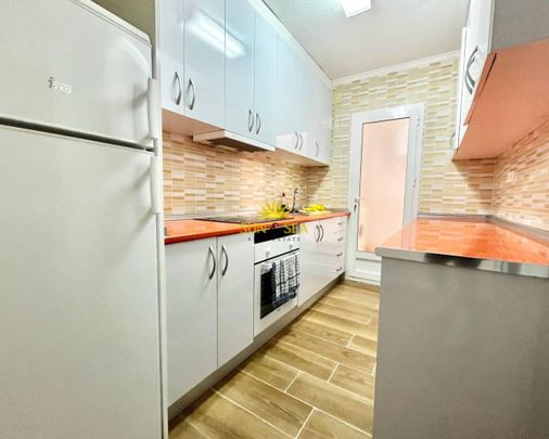 2 BEDROOM APARTMENT WITH SEA VIEWS - TORREVIEJA - Photo 1