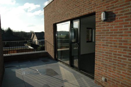 Recent appartement gelegen op de 1ste verdieping, vlakbij de dorpskern van Opitter - Photo 5