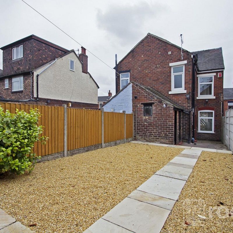 2 bed Semi Detached House to rent in West View, Wolstanton, ST5 - Photo 1