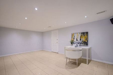 For Lease - 61 Kingslake Road, Toronto, Ontario - Photo 2