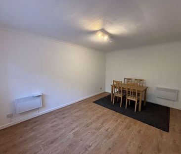 Kensington Court, Salford, M7 - Photo 4
