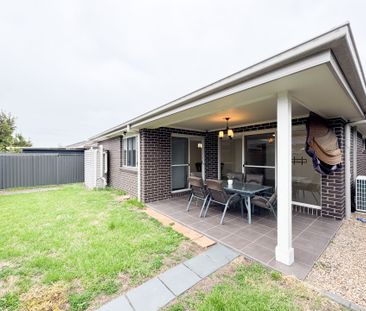 4 Bedroom Family Home - Photo 6