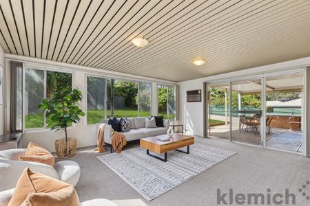 6 Waterview Crescent, O'Halloran Hill SA 5158 - House For Rent | Domain - Photo 4