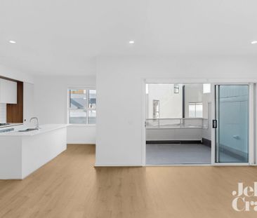 23 Yellowstone Street, South Morang - Photo 6