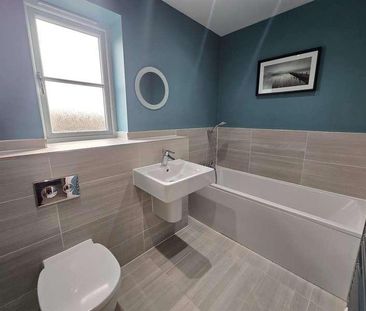 Howgate Drive, Eastfield, Scarborough, YO11 - Photo 6