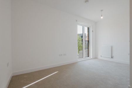 3 bedroom terraced house to rent - Photo 3