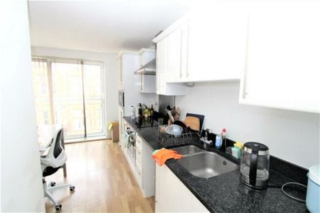 Kimber House, SO14 - Photo 3