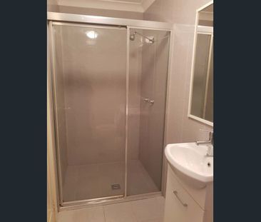 Townhouse 3BR for Professional Couple/family - Photo 4