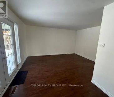 66 VINCENT CRESCENT - Photo 1