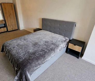 Beringa, City Island, Gotts Road, Leeds, LS12 - Photo 3