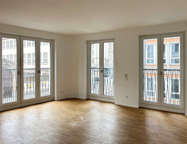 Modernes Wohnen zwischen Skyline und Altstadt - Photo 1