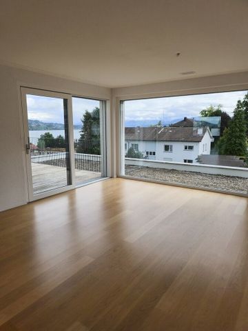Stylish attic apartment with fantastic views - Photo 5