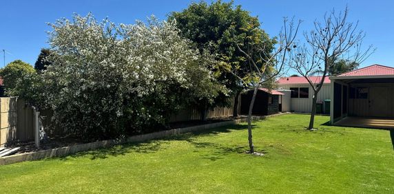 LARGE FAMILY HOME IN EATON - Photo 2