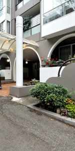 Pacific Terrace Apartments - Photo 3