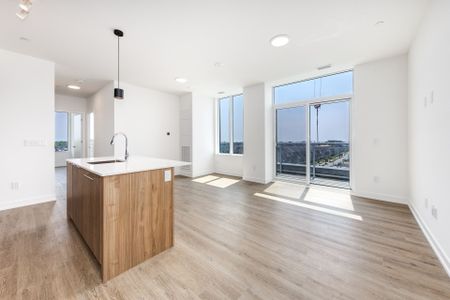 For Lease - 2501 Saw Whet Boulevard Unit# 611, Oakville, Ontario - Photo 3