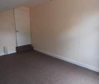 3 bedroom property to rent in Grimsby - Photo 6