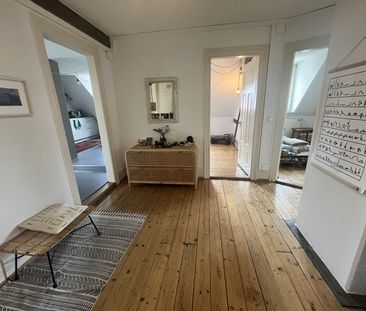 3-ROOM APARTMENT IN ZURICH – DISTRICT 3 WIEDIKON, FURNISHED, TEMPORARY - Photo 1