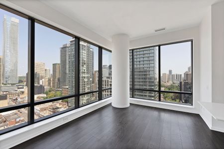 Stunning 2+1 Bedroom For Rent - Photo 2