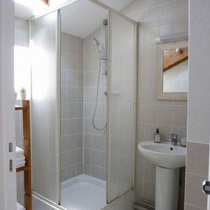 Location Appartement 1 pièce 36m² ST ETIENNE 42000 - Photo 3