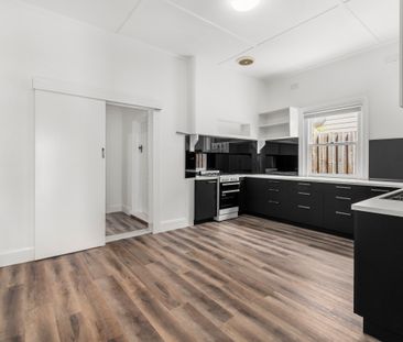 Great Value - 2 Bedroom Home in Prime Location! **APPLY FOR THIS PR... - Photo 6