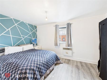 2 bedroom apartment to rent - Photo 5